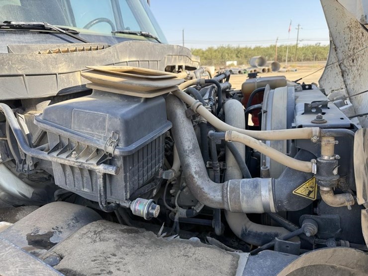 2012-international-4300-s/a-water-truck-image-52