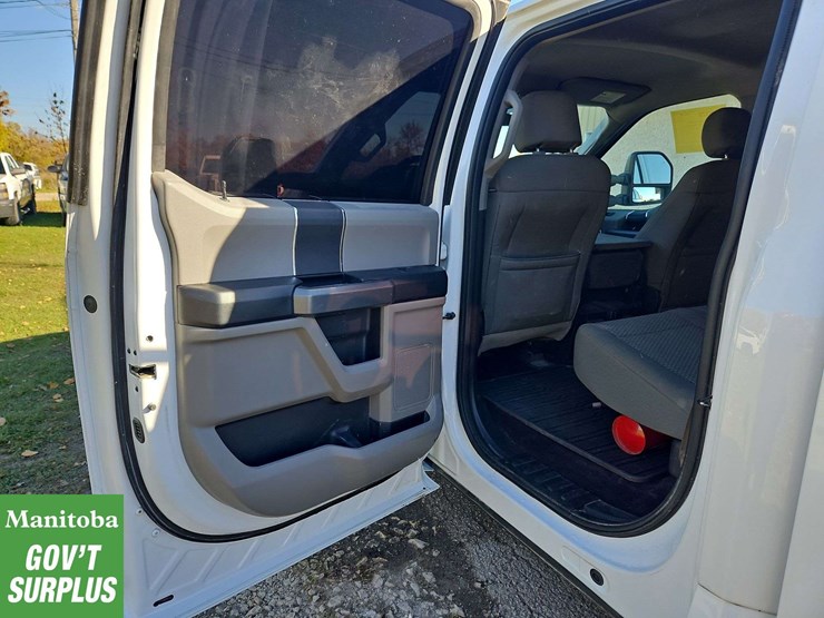 2016-ford-f150-image-22
