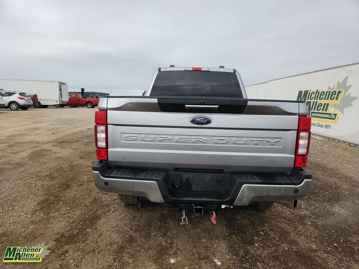 2022-ford-f250-image-22