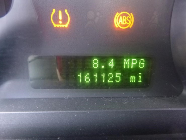 2010-ford-edge-image-16