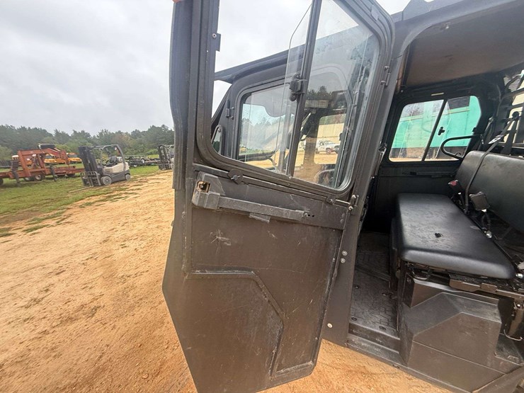 2018-kawasaki-mule-4x4-crew-cab-diesel-(10,323-miles)-image-12