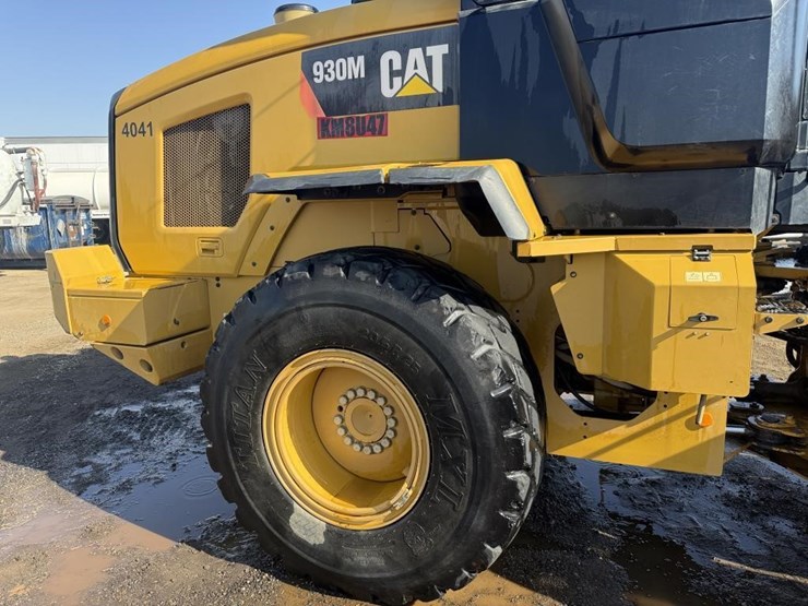 2018-caterpillar-930m-image-25
