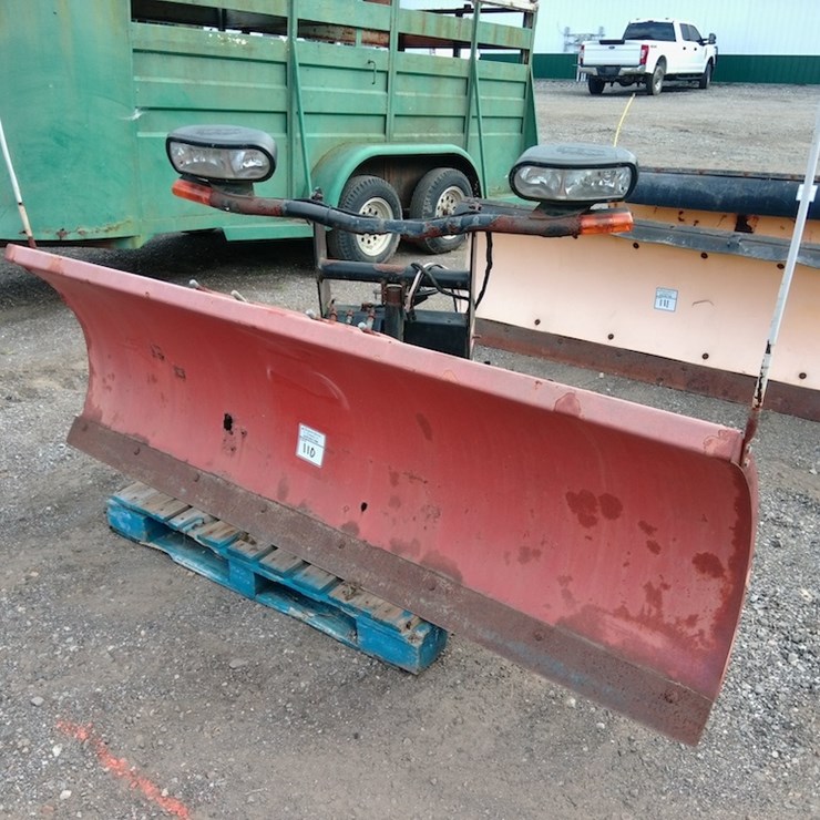 90" BOSS SNOWPLOW