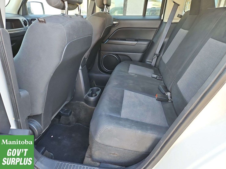 2014-jeep-patriot-image-25