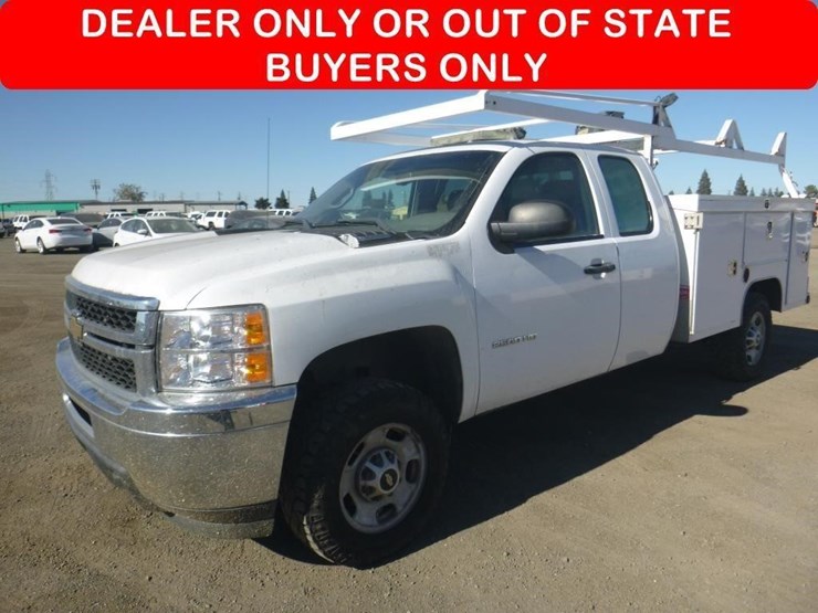 2011-chevrolet-2500hd-image-1