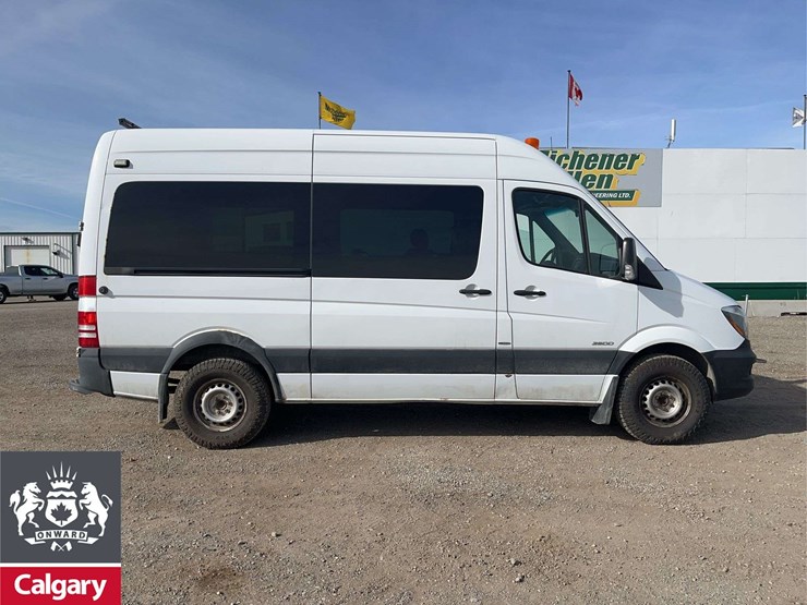 2016-mercedes-benz-sprinter-3500-image-7