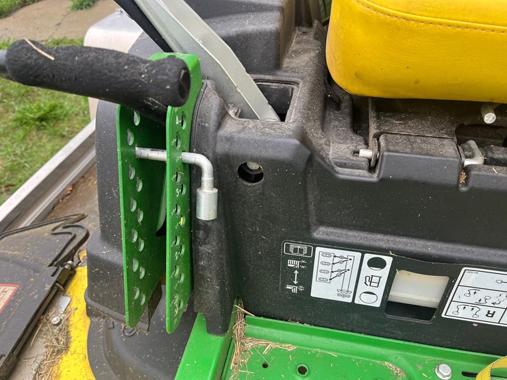 2020-john-deere-2020-image-9