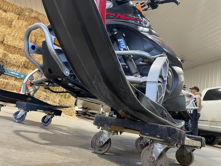 #3152-•-2008-yamaha-fx-nytro-snowmobile-image-11