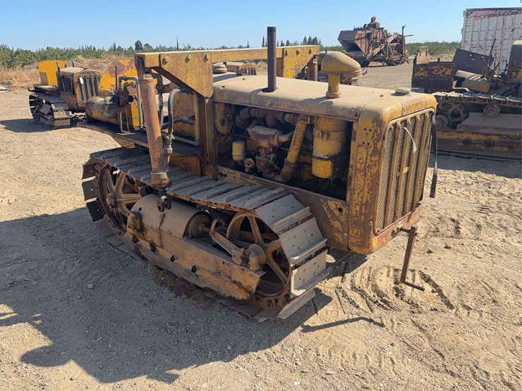 caterpillar-r2-image-7