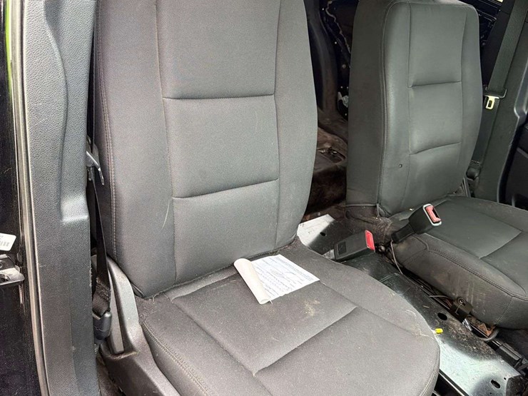 2018-ford-explorer-image-19
