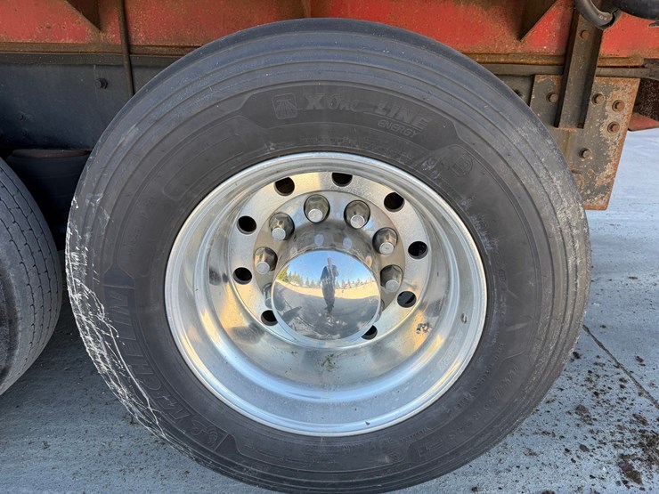 2005-peterbilt-378-image-87