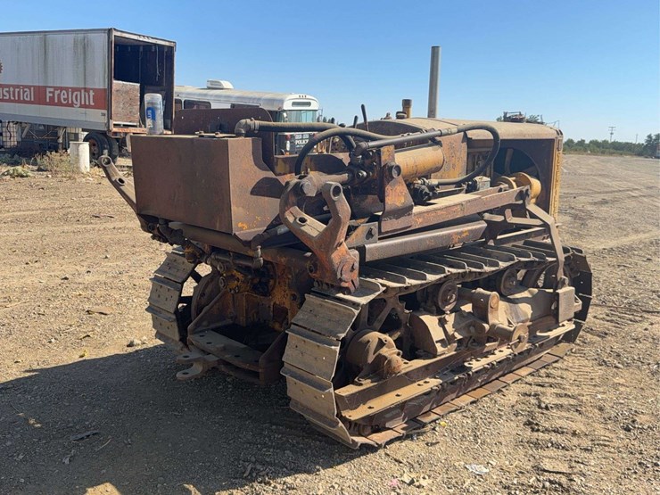 caterpillar-r5-image-3
