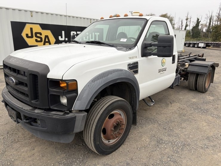 2008-ford-f450-image-1
