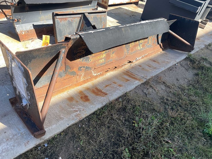 #1817-•-10'-skid-steer-snow-pusher-attachment-image-1