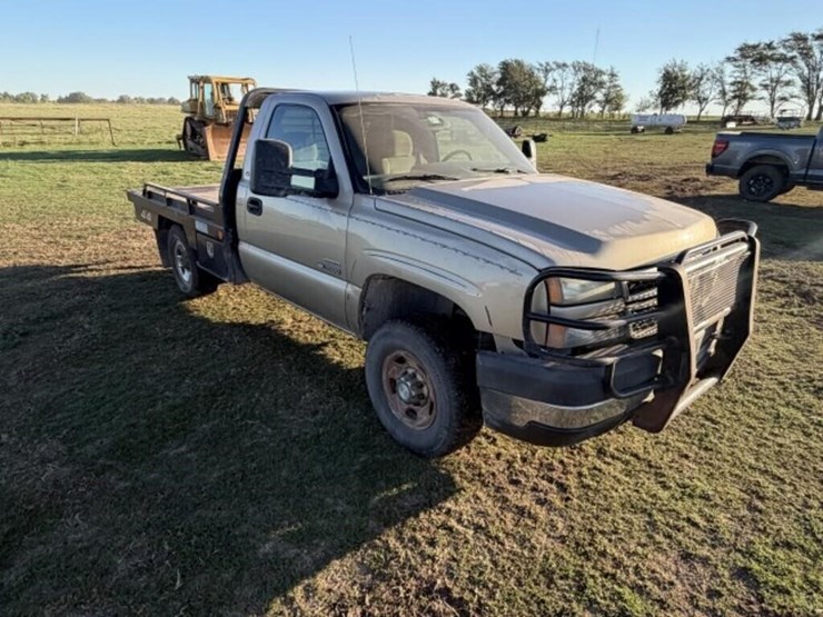 2007-chevrolet-3500-image-5