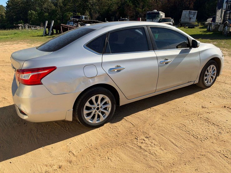 2019-nissan-sentra-4-door-sedan-(127,858-miles)-image-3