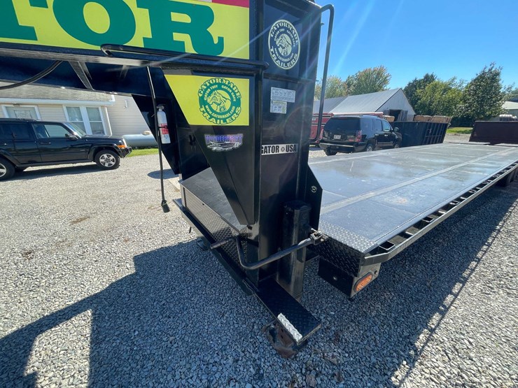 #640-•-2023-gator-gooseneck-trailer-(has-wi-prior-salvage-title)-(seymour,-wi)-image-12