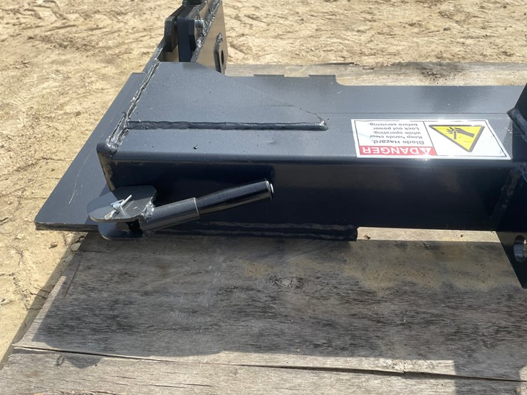 #2041-•-wolverine-skid-steer-quick-tach-rapid-hook-adapter-mount-image-9