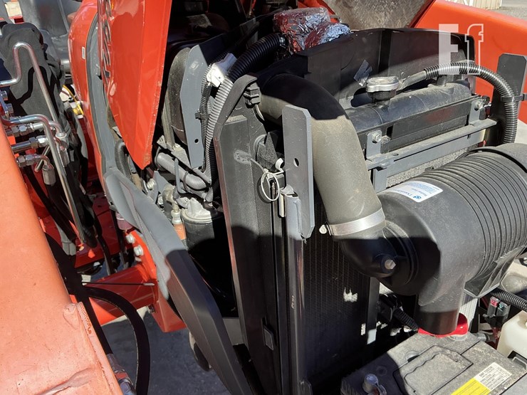 2023-kubota-l3301-image-16