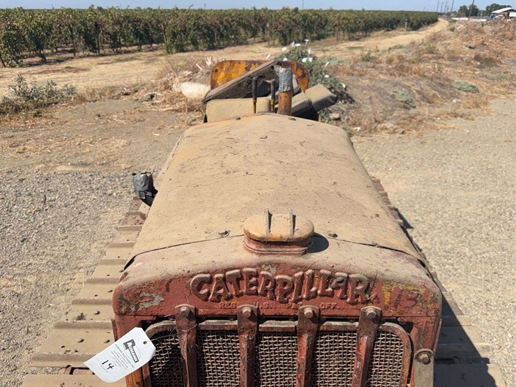 caterpillar-ten-image-11