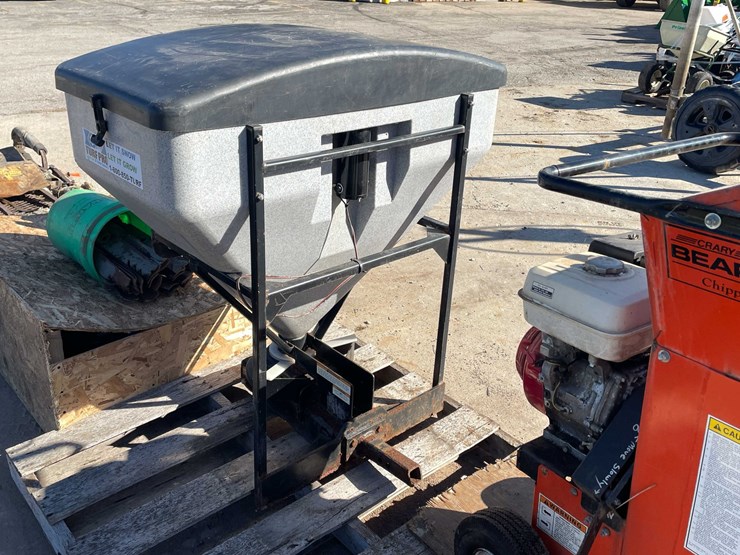 #1822-•-snow-way-hitch-mounted-salter-image-4