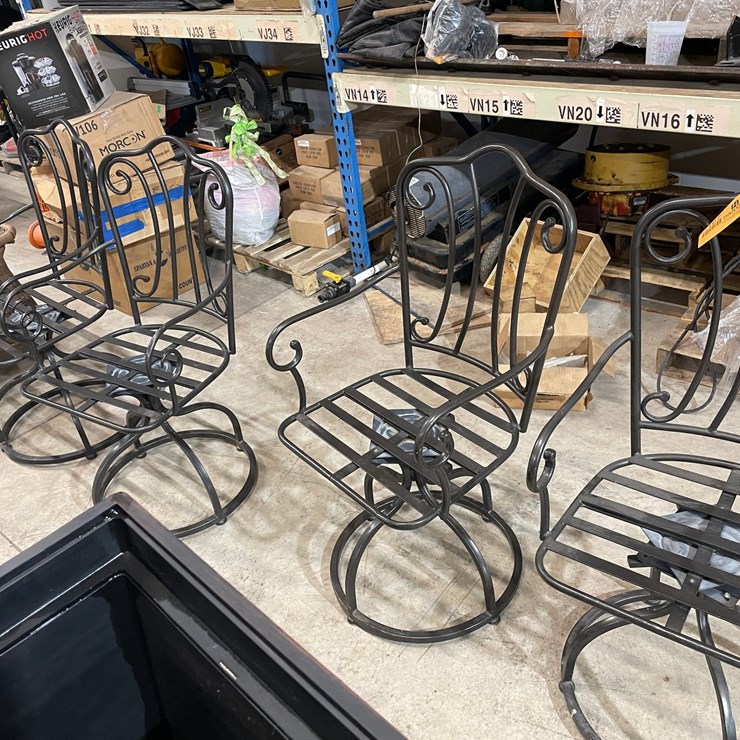 #3167 • (4) Patio Swivel Chairs