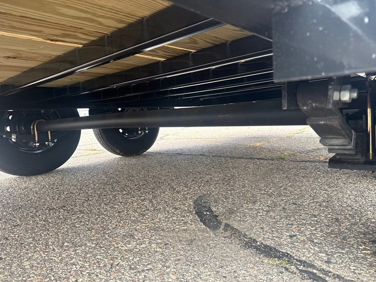 #3639-•-2027-unused-big-tex-22'-equipment-trailer-image-21