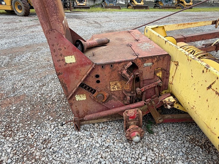 new-holland-717-image-8