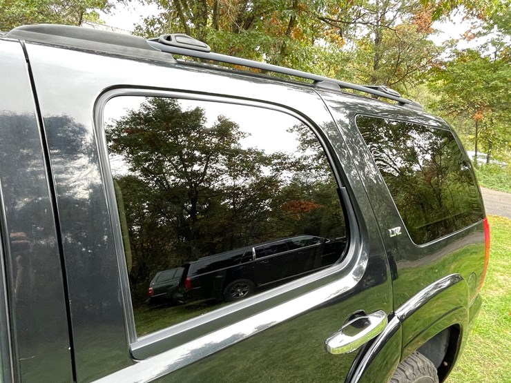 2007-chevrolet-tahoe-ltz-image-23