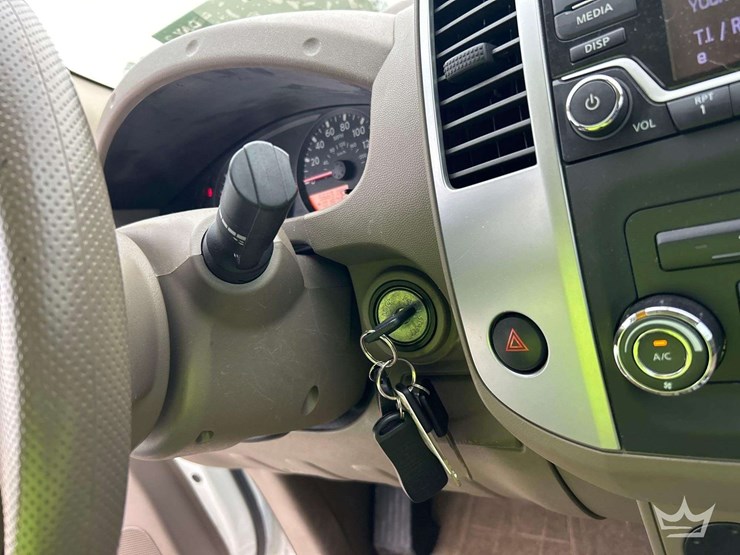 2016-nissan-frontier-image-14