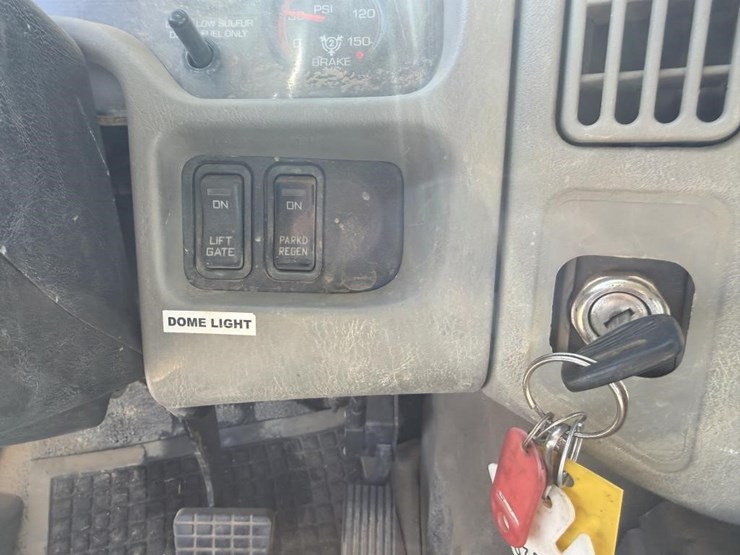2012-international-4300-s/a-water-truck-image-43