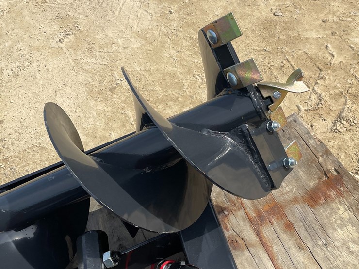 #2048-•-wolverine-skid-steer-auger-drive-and-bit-attachment-image-11