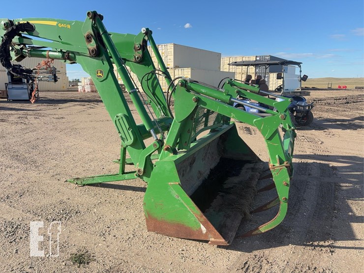 john-deere-640r-image-5