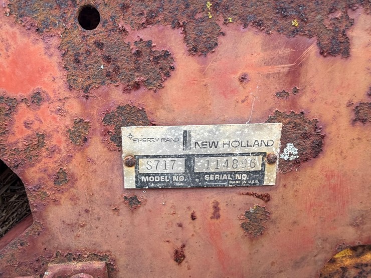 new-holland-717-image-7
