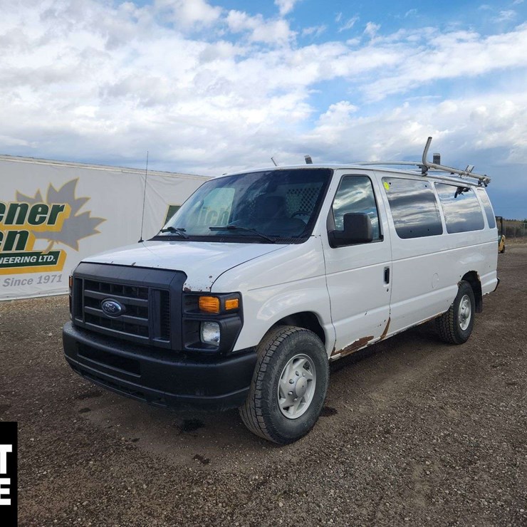 2014 FORD CARGO