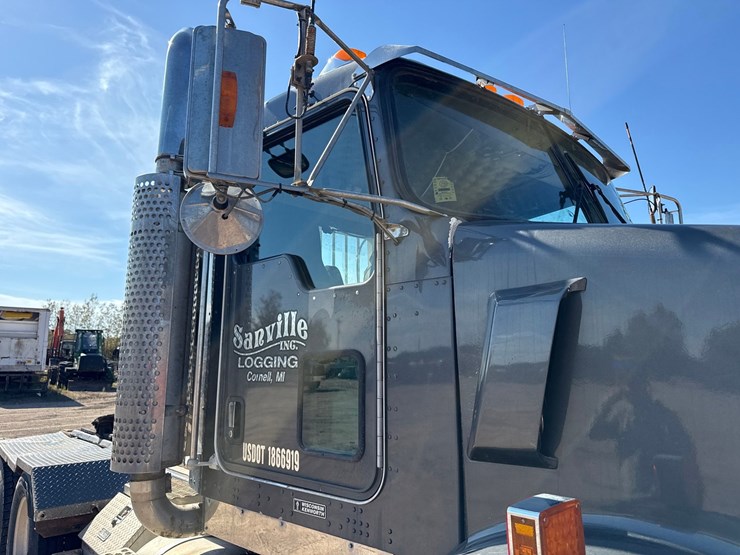 2005-kenworth-t800-image-52