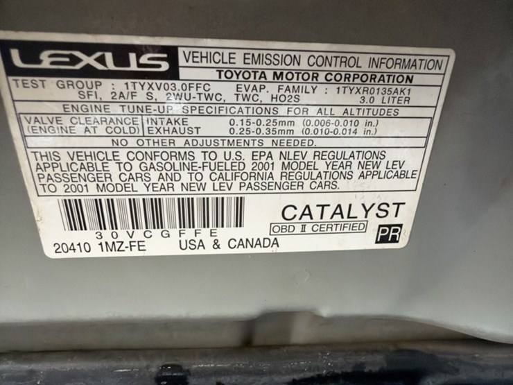 1997-lexus-es300-sdn-image-16