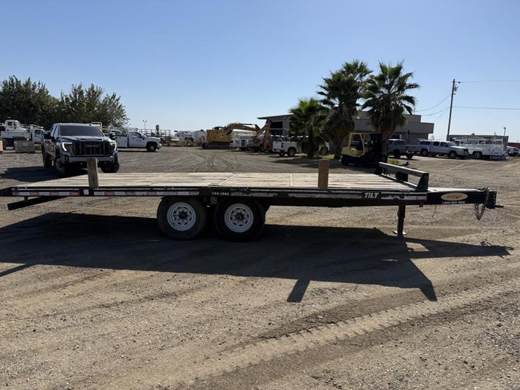 2020-econoline-tilt-deck-trailer-image-7