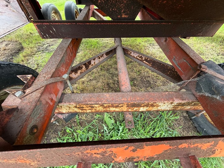#4014-•-orange-gravity-box-image-10
