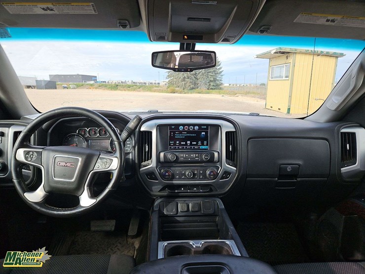 2017-gmc-sierra-1500-image-18