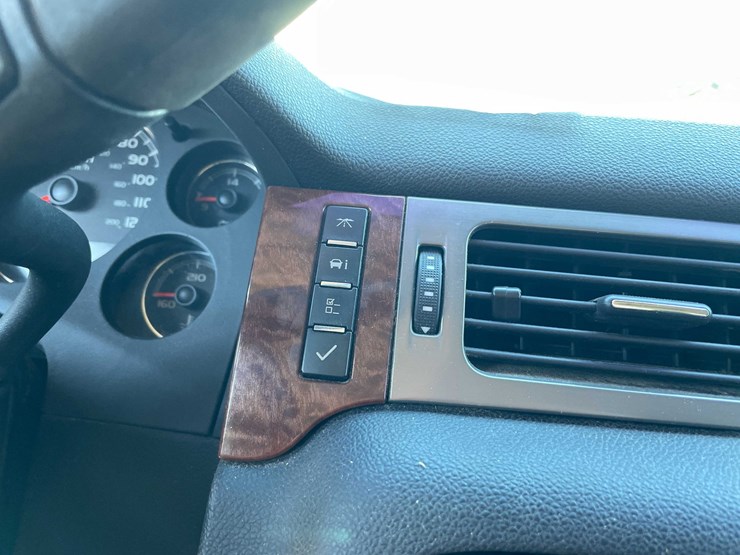 2008-gmc-2500hd-image-55