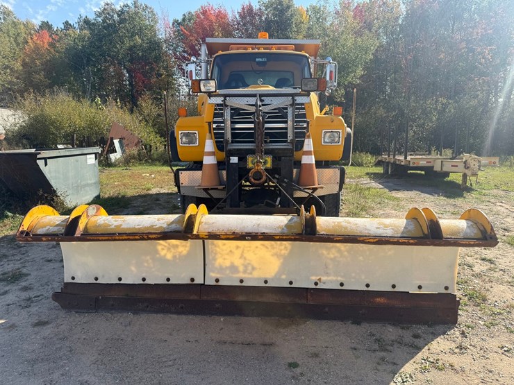 1989-ford-l8000-image-8