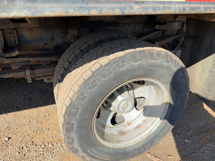 2008-chevrolet-3500hd-image-10