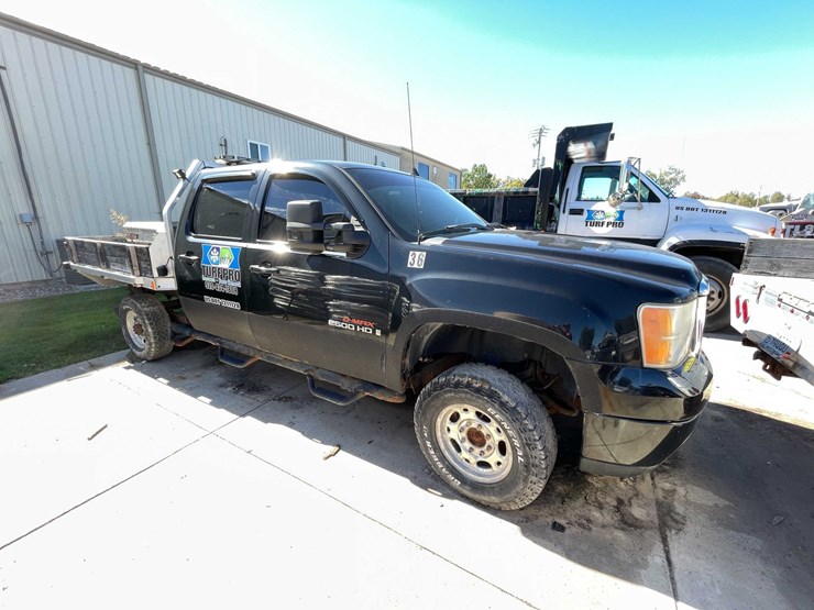 2008-gmc-2500hd-image-8
