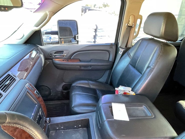 2008-gmc-2500hd-image-46