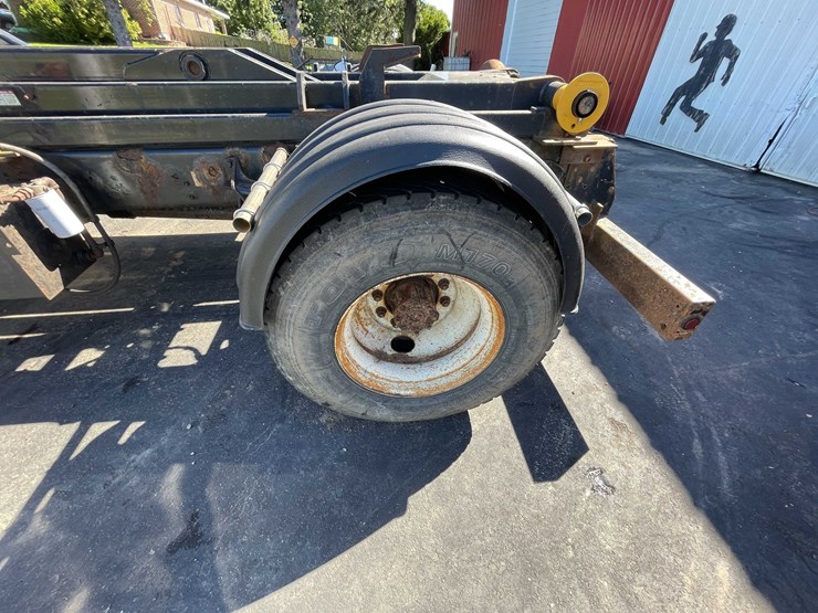 2013-ford-f750-image-29