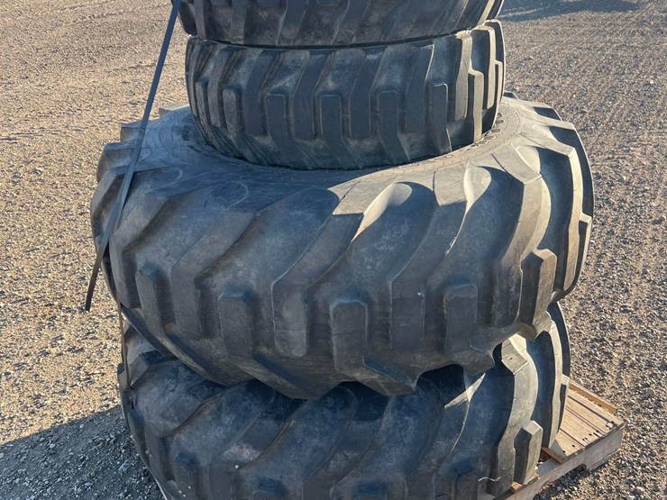 galaxy-tractor-tires-image-3