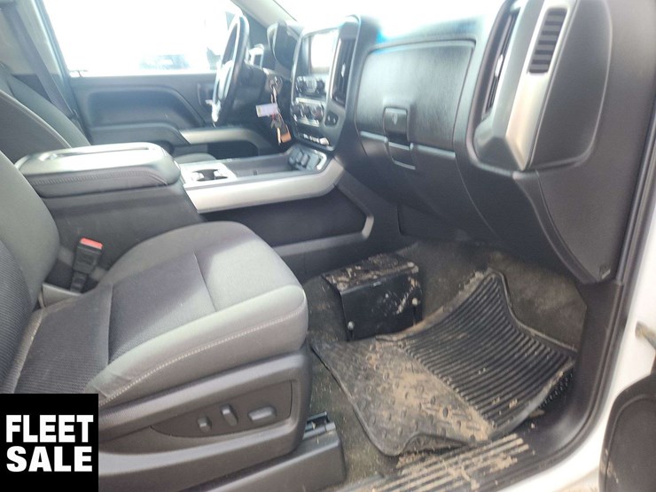 2015-chevrolet-silverado-1500-image-27