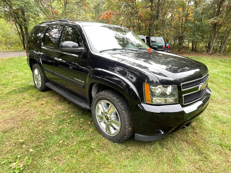 2007-chevrolet-tahoe-ltz-image-3