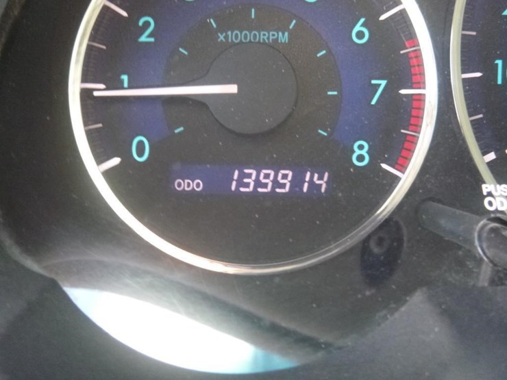 2008-toyota-sienna-image-16